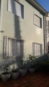 Casa com 3 Quartos para alugar, 189m² no Menino Deus, Porto Alegre