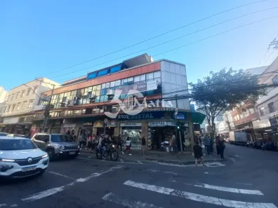 Sala Comercial para alugar, 42m² no Centro, Juiz de Fora