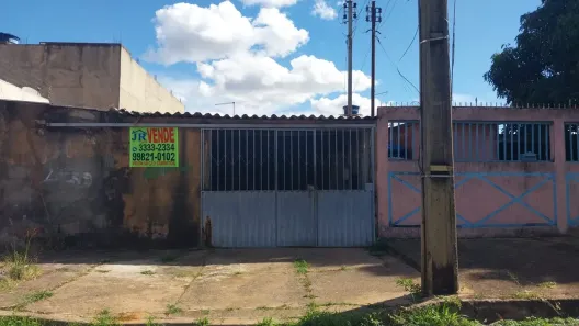 Casa com 3 Quartos à venda, 150m² no Recanto das Emas, Brasília
