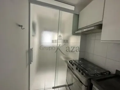 Apartamento com 3 Quartos para alugar, 65m² no Vila Industrial, São José dos Campos