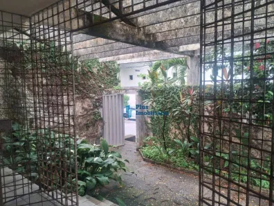Casa com 5 Quartos à venda, 597m² no Casa Amarela, Recife