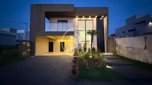 Casa de Condomínio com 4 Quartos à venda, 217m² no Jardins Capri, Senador Canedo