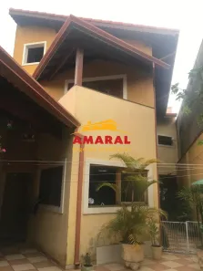 Sobrado com 3 Quartos à venda, 265m² no Parque Suzano, Suzano