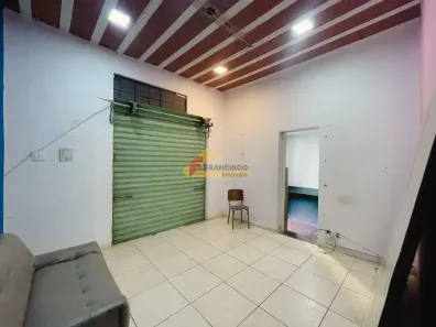 Ponto Comercial para alugar, 40m² no Centro, Divinópolis