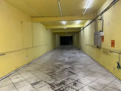 Ponto Comercial para alugar, 600m² no Centro, Niterói