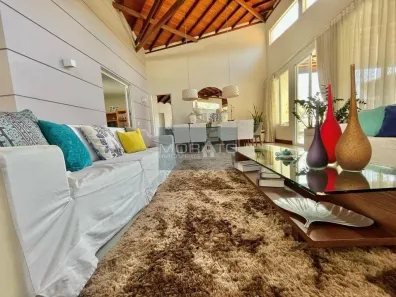 Casa com 4 Quartos à venda, 290m² no Camilo Alves, Contagem