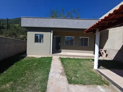 Casa com 2 Quartos à venda, 95m² no Condado de Maricá, Maricá