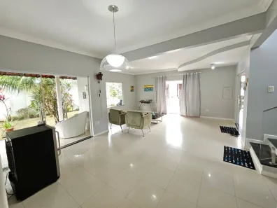 Sobrado com 3 Quartos para alugar, 250m² no Pratinha (Icoaraci), Belém