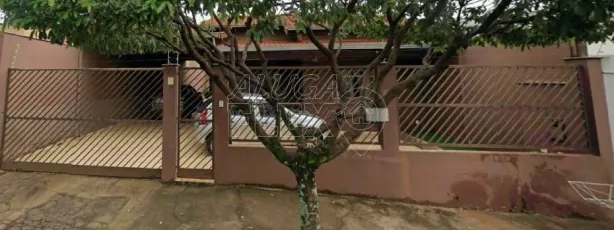 Casa com 3 Quartos para alugar, 140m² no Parque Residencial Michael Licha, Londrina