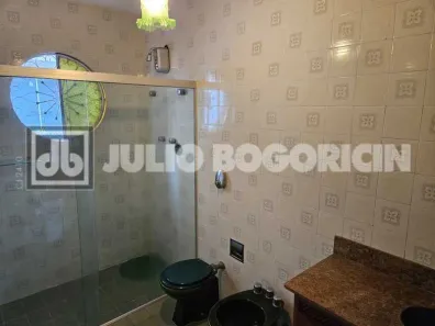 Casa com 7 Quartos à venda, 356m² no Santa Rosa, Niterói