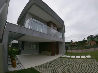 Casa de Condomínio com 3 Quartos à venda, 212m² no São João do Rio Vermelho, Florianópolis