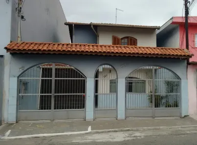 Casa com 3 Quartos à venda, 180m² no Vila Sinhá, São Paulo