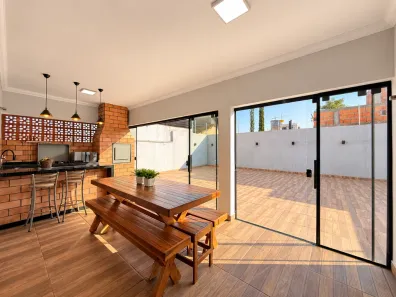 Casa com 3 Quartos à venda, 156m² no Parque da Gávea, Maringá