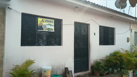 Casa com 3 Quartos à venda, 77m² no Santos Dumont, Maceió
