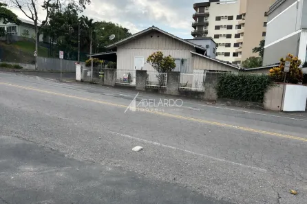 Lote/Terreno à venda, 261m² no Centro, Blumenau