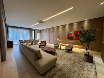 Casa de Condomínio com 4 Quartos à venda, 308m² no Morada da Colina, Uberlândia