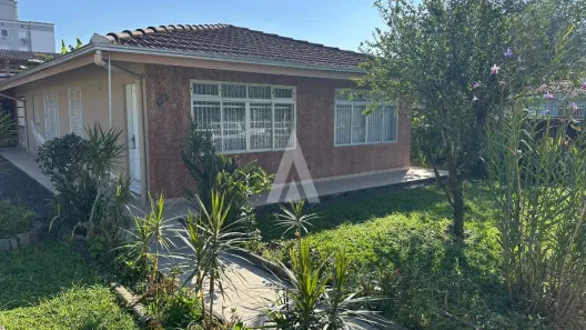 Casa com 3 Quartos à venda, 142m² no Floresta, Joinville