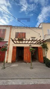 Prédio Comercial para alugar, 125m² no Vila Hélio, Mogi das Cruzes