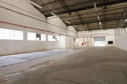 Galpão/Depósito/Armazém para alugar, 1340m² no Alphaville Empresarial, Barueri