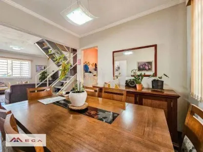 Casa com 3 Quartos à venda, 200m² no Jardim Nova Europa, Campinas