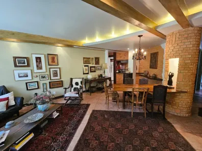 Apartamento com 2 Quartos à venda, 130m² no Centro, Petrópolis