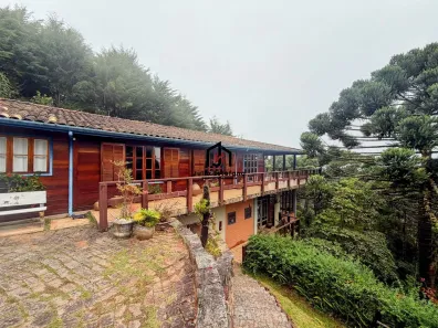 Casa de Condomínio com 3 Quartos à venda, 296m² no Cidade do Sol, Campos do Jordão
