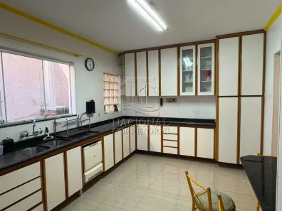 Sobrado com 3 Quartos à venda, 245m² no Vila Scarpelli, Santo André