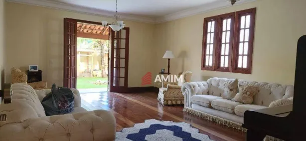 Casa com 4 Quartos à venda, 300m² no São Francisco, Niterói