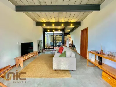 Casa de Condomínio com 3 Quartos à venda, 210m² no Vargem Grande, Teresópolis