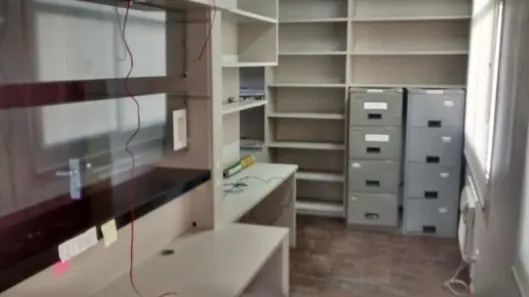 Sala Comercial para alugar, 77m² no Centro Histórico, Porto Alegre