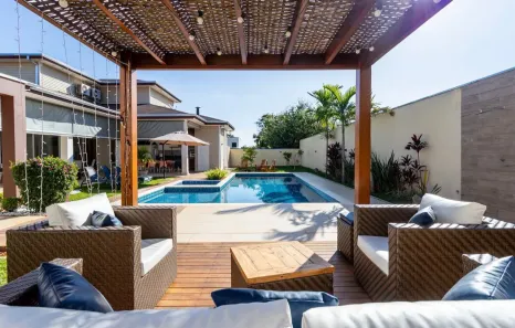 Casa com 4 Quartos à venda, 303m² no Condomínio Riviera de Santa Cristina XIII, Paranapanema