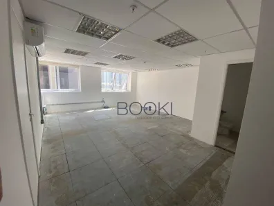 Sala Comercial para alugar, 130m² no Cidade Monções, São Paulo