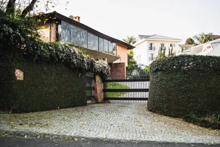Casa com 4 Quartos à venda, 299m² no Santo Inácio, Curitiba