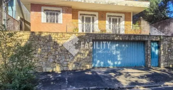 Sobrado com 4 Quartos à venda, 267m² no Parque São Quirino, Campinas