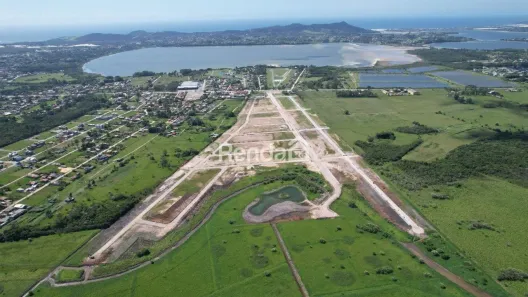 Lote/Terreno à venda, 300m² no Araçatuba, Imbituba