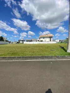 Lote/Terreno à venda, 333m² no Jardim Limoeiro, Camaçari
