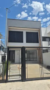 Sobrado com 3 Quartos à venda, 202m² no Ipanema, Porto Alegre