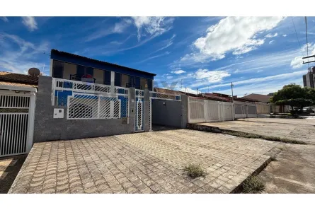 Casa com 5 Quartos à venda, 300m² no Taguatinga Sul, Brasília