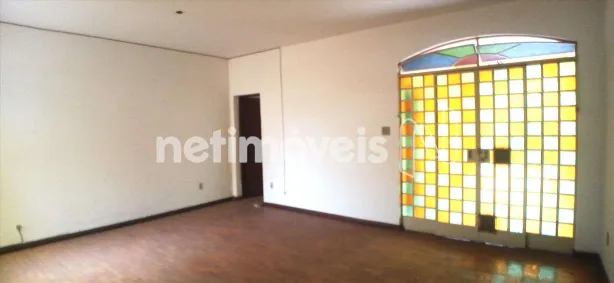 Casa com 4 Quartos à venda, 210m² no Novo Glória, Belo Horizonte