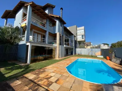 Casa com 3 Quartos à venda, 455m² no Maria Goretti, Chapecó
