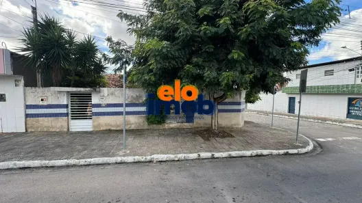 Casa com 3 Quartos à venda, 100m² no Deputado José Antônio Liberato, Caruaru