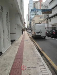 Apartamento com 3 Quartos para alugar, 70m² no Centro, Balneário Camboriú