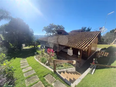 Fazenda/Sítio com 3 Quartos à venda, 292m² no Privê Gramados de Santa Rita, Campo Limpo Paulista