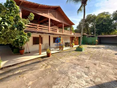 Casa com 8 Quartos à venda, 360m² no Santa Mônica, Guarapari