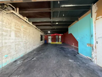 Galpão/Depósito/Armazém para alugar, 140m² no Parque Peruche, São Paulo