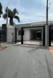 Casa com 4 Quartos à venda, 130m² no Jardim Itália, Maringá
