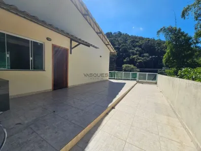Apartamento com 2 Quartos à venda, 75m² no Albuquerque, Teresópolis