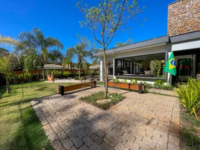 Casa de Condomínio com 3 Quartos à venda, 430m² no Joaquim Egídio, Campinas