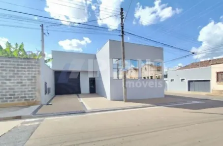 Galpão/Depósito/Armazém para alugar, 188m² no Vila Prado, São Carlos