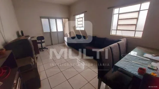Casa com 3 Quartos à venda, 148m² no Martins, Uberlândia